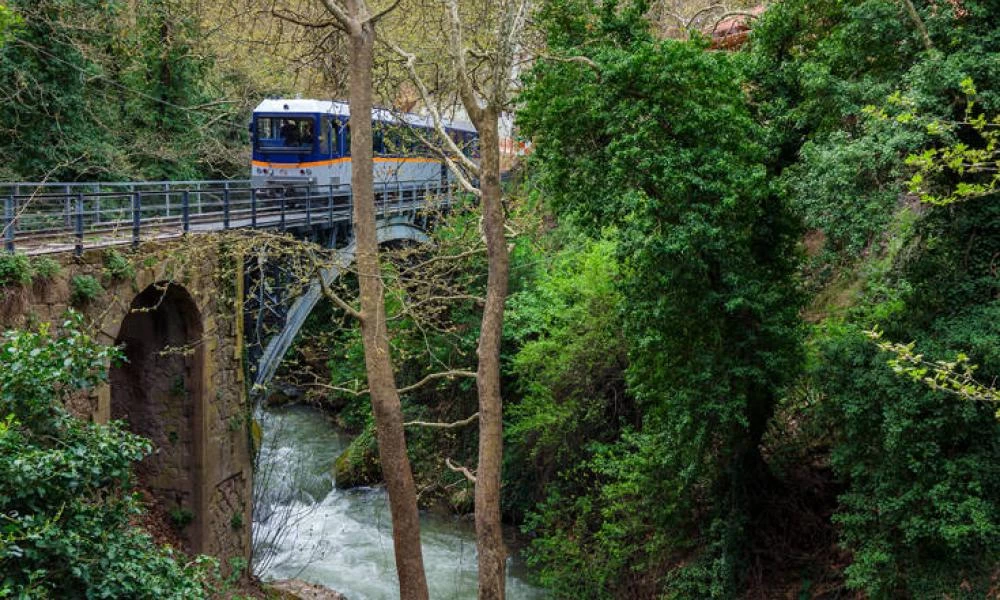 Οδοντωτός Καλαβρύτων: Ένα μαγευτικό ταξίδι μέσα στην άγρια φύση...